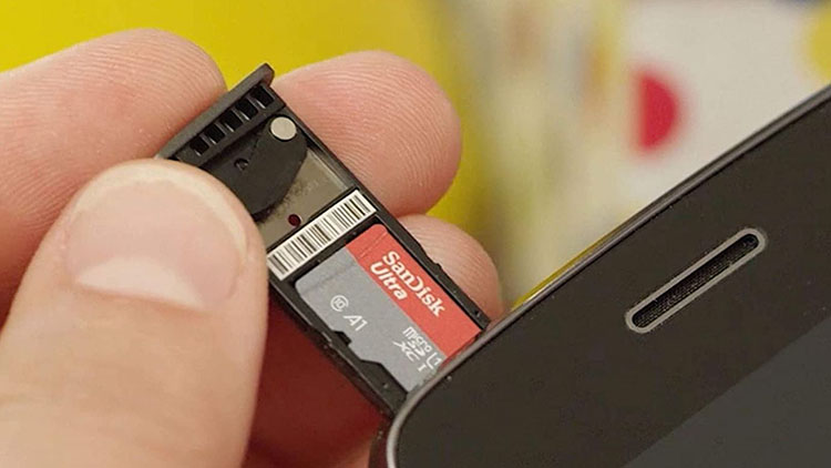Smartphone Kamu Tak Butuh MicroSD
