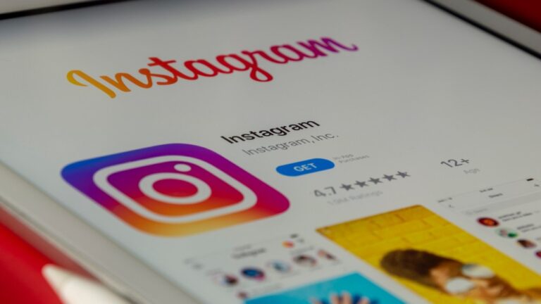 Cara membuat postingan Instagram bersambung