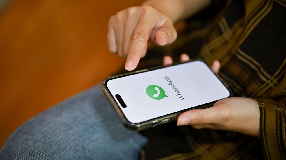 cara menautkan WhatsApp ke Instagram