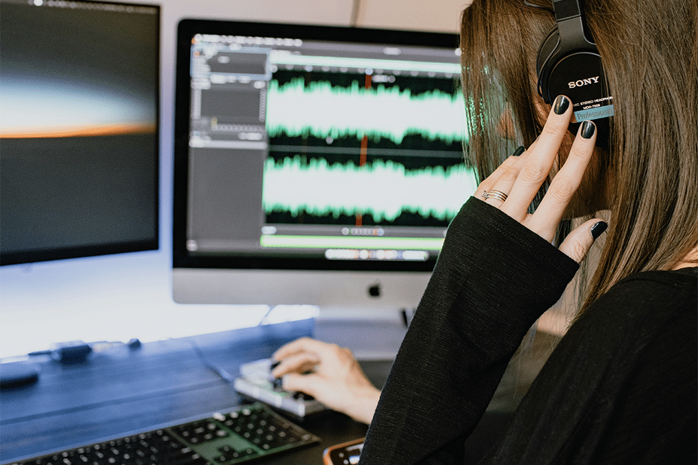 edit suara video online